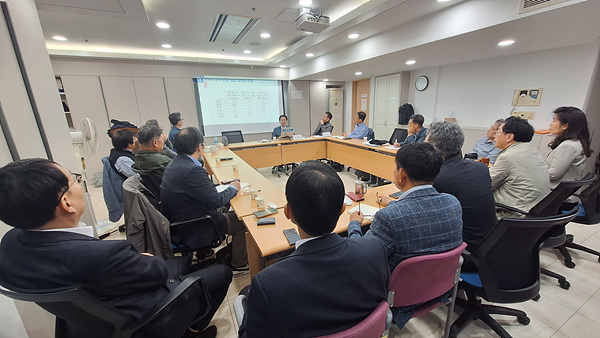 [연구모임소개]트경안연; 트럼피즘과 경제안보연구회